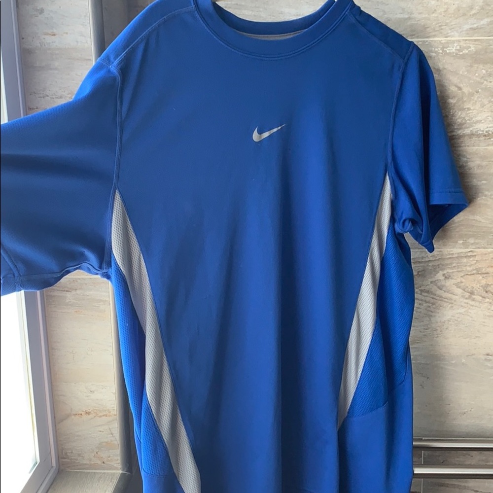 Blue nike training tee